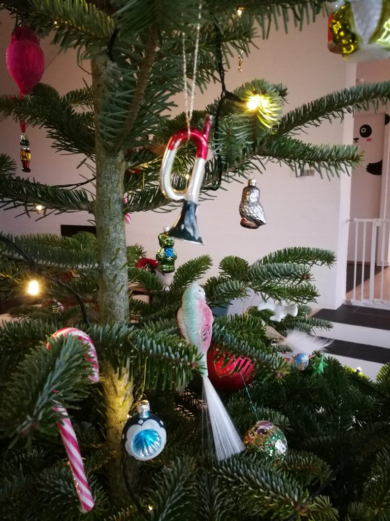 glædelig jul juletræ retrojul finurlige fund